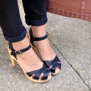 swedish hasbeens suzanne